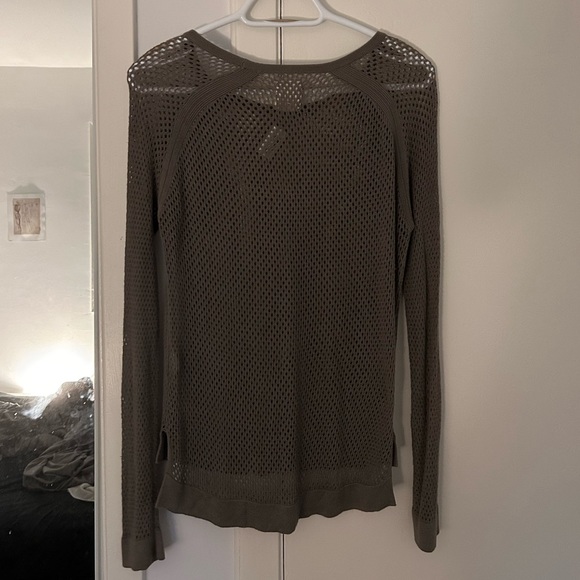 Long sleeve knit top - Picture 2 of 2